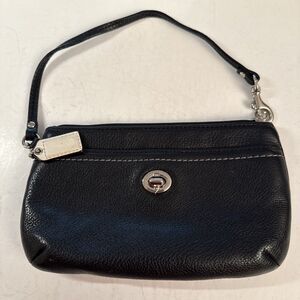 Coach Park Turnlock Black Pebbled Leather Wristlet Wallet